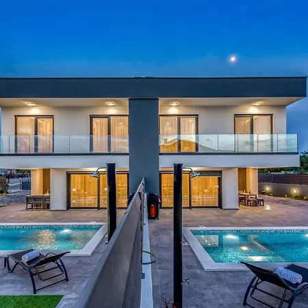 בית נופש Maestral