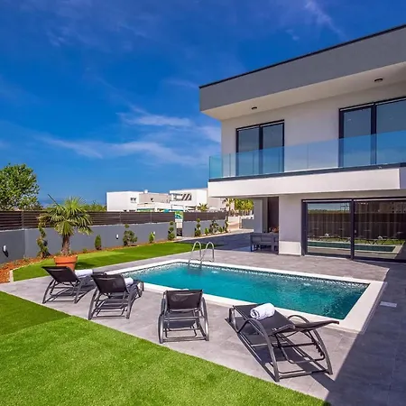 Maestral Feriehus Zaton (Zadar)