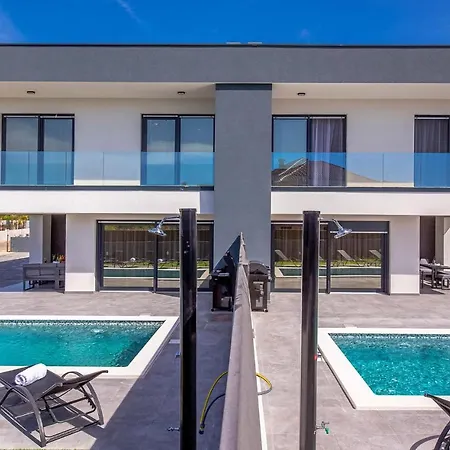 Maestral Holiday home *